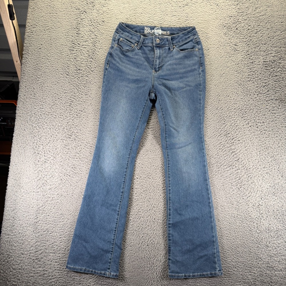 No Boundaries Jeans Women's 6 Blue Cotton Denim Bootcut Leg Curvy Faded Stretch